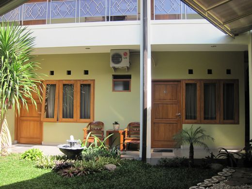 Pension Guesthouse - taman dalam hotel Pension Guesthouse - taman dalam hotel