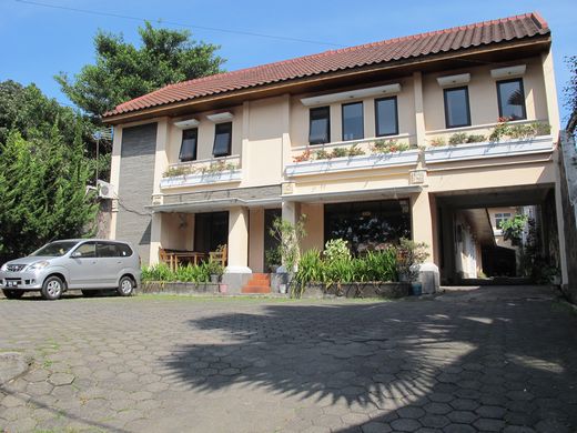 Setiabudi Guesthouse Bandung - exterior Setiabudi Guesthouse Bandung - exterior