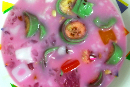 Es pisang ijo in a bowl Es pisang ijo in a bowl