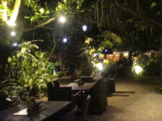 Suasana di Beach House Suasana di Beach House