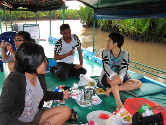 Vira being lectured in Tanjung Puting National Park Vira being lectured in Tanjung Puting National Park