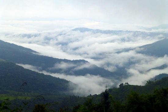 Pemandangan di Laos Utara Pemandangan di Laos Utara