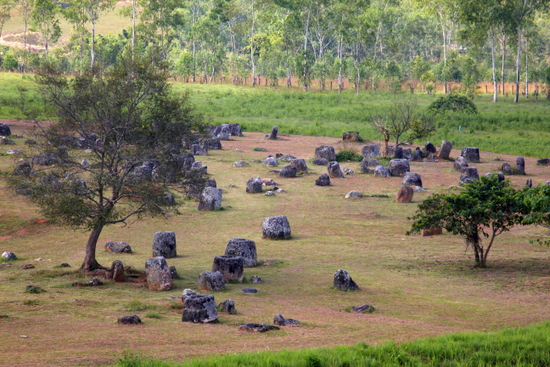 Plain of Jars - tempat wisata yang menarik