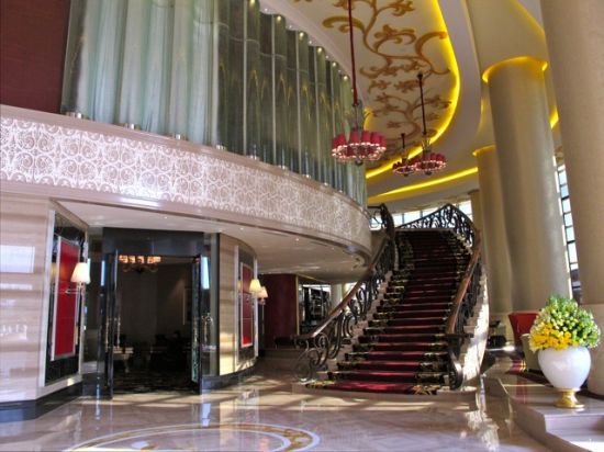 Trans Luxury Hotel Trans Luxury Hotel