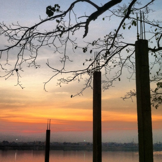 Sunset di Thakhek - pinggir sungai