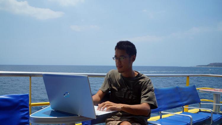 Barang-barang yang wajib dibawa saat traveling