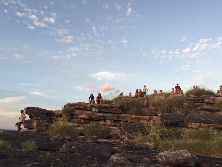 Menanti sunset di Ubirr