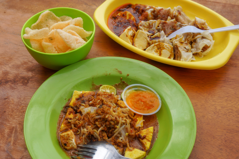 Makanan di Lereng Anteng