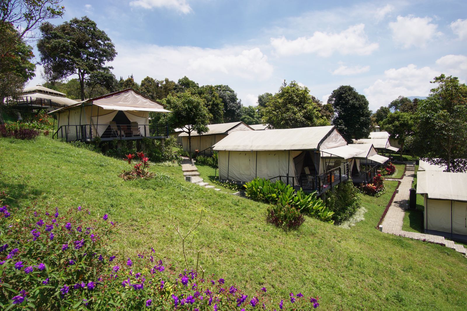 Trizara Resorts Lembang Tenda