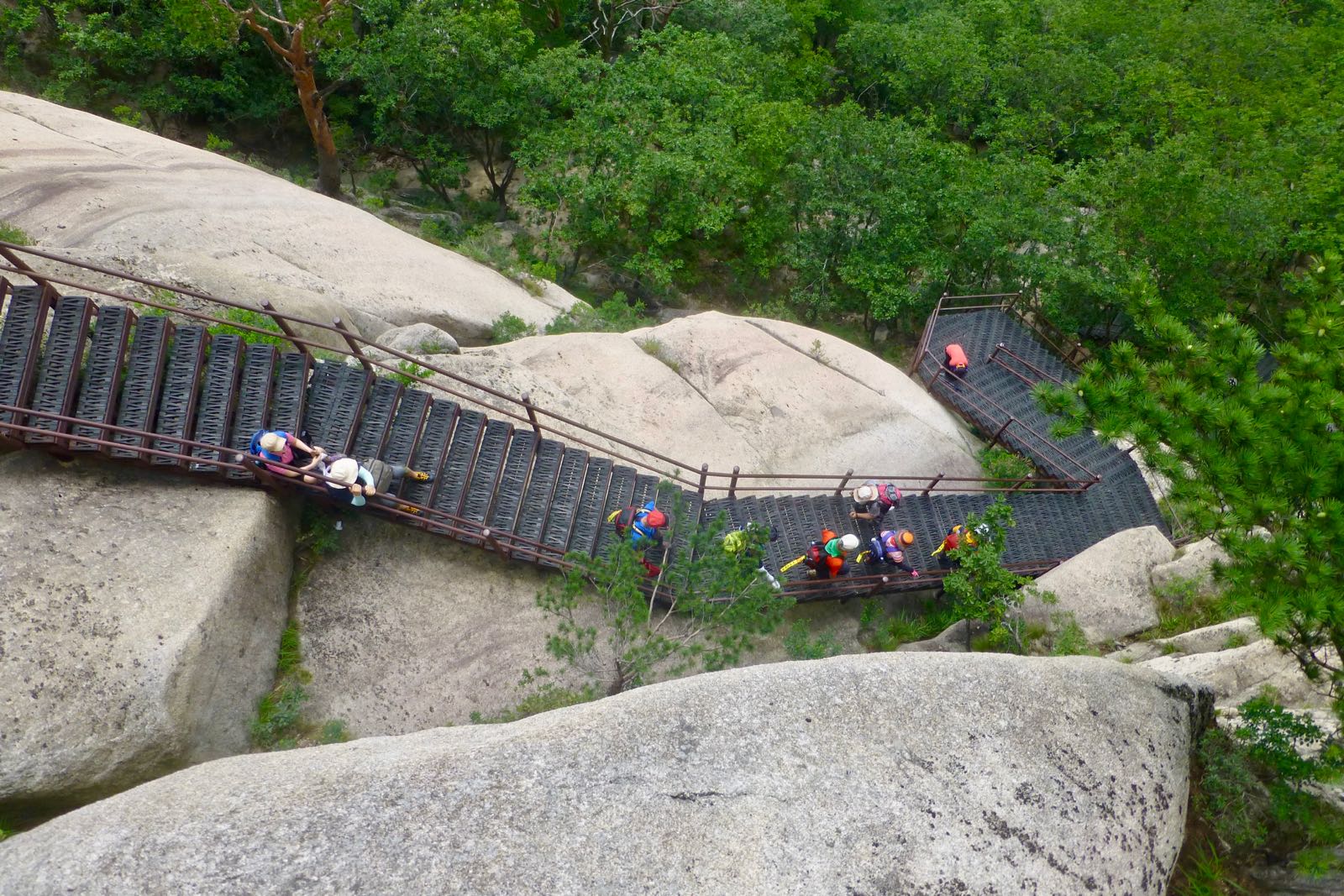 Tangga Menuju Ulsanbawi Rock