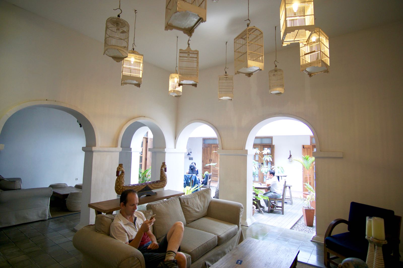 Lounge Di Adhisthana Hotel