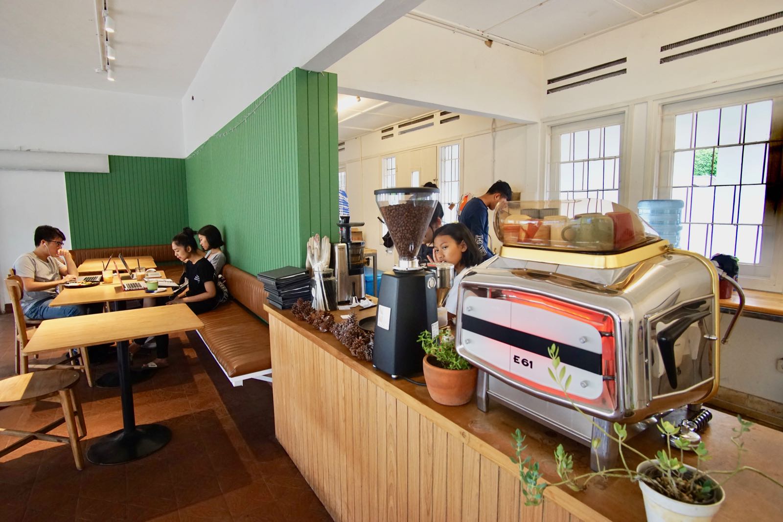 Kiputih Satu Bandung Mesin Kopi