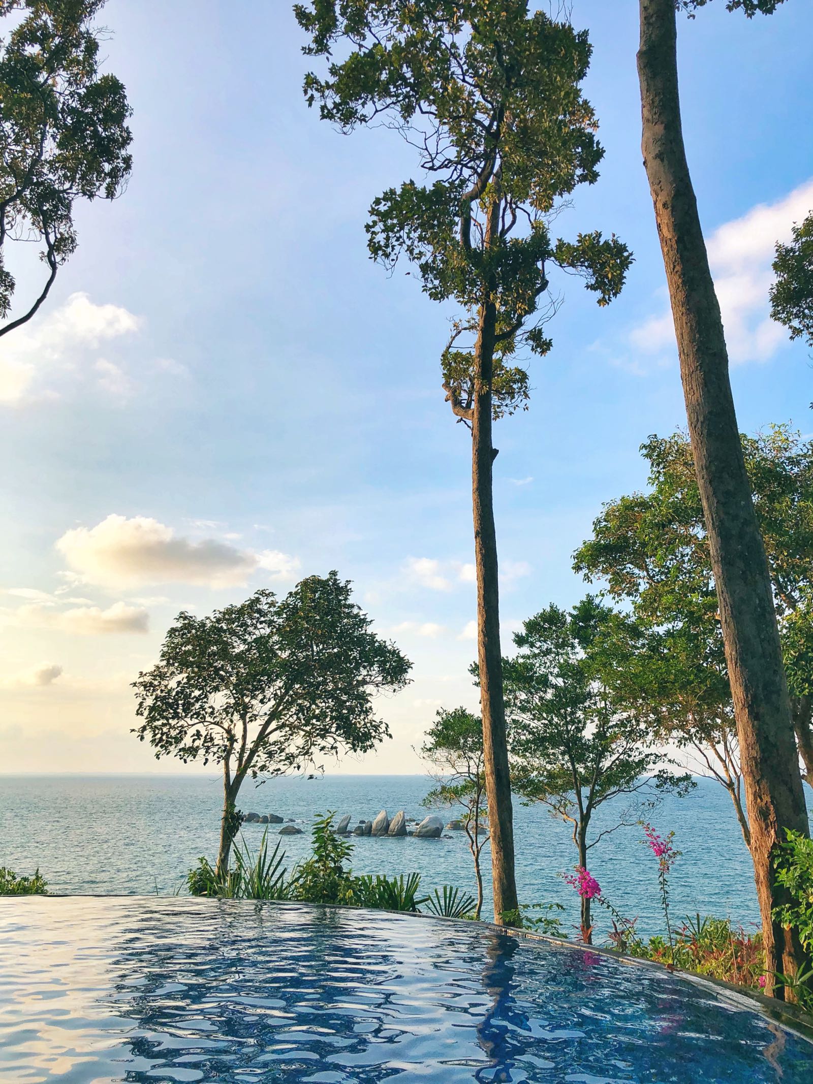 Sunset Spot Banyan Tree Infinity Pool