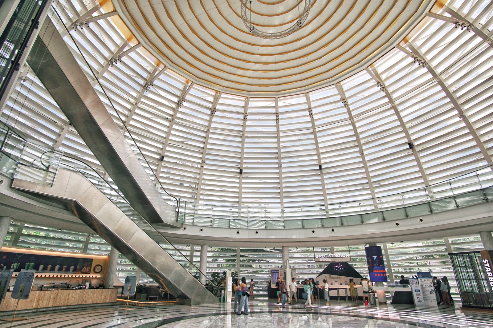 Konter Registrasi King Power Rangnam Bangkok